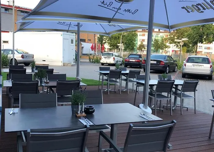 Hotel Am Wasserturm 4*